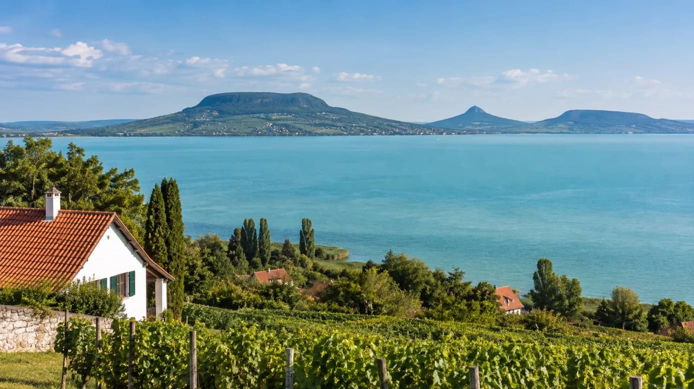 Ingatlanvásárlás a Balatonnál