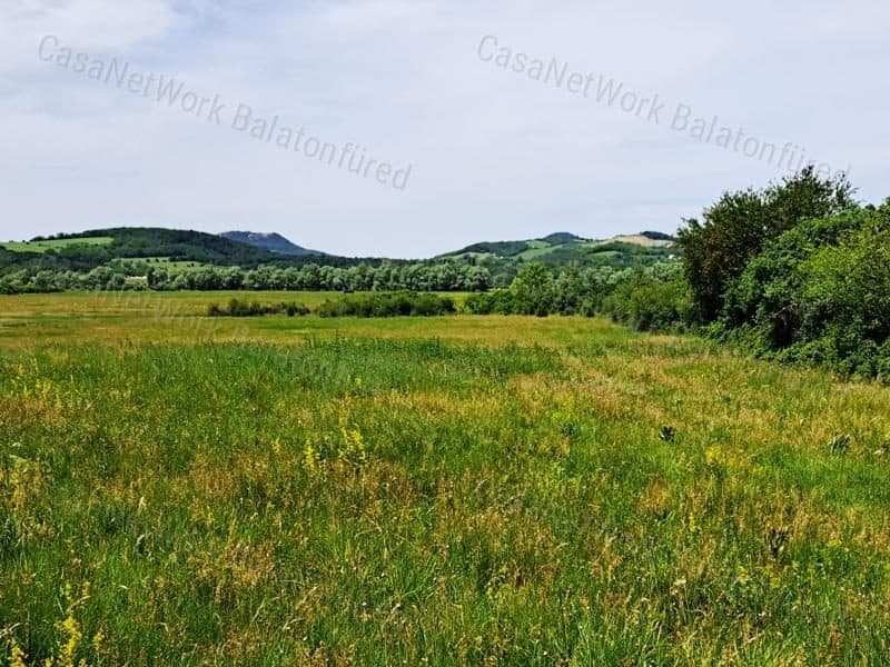 Landwirtschaftliche Fläche in Balatonrendes mit Panoramablick