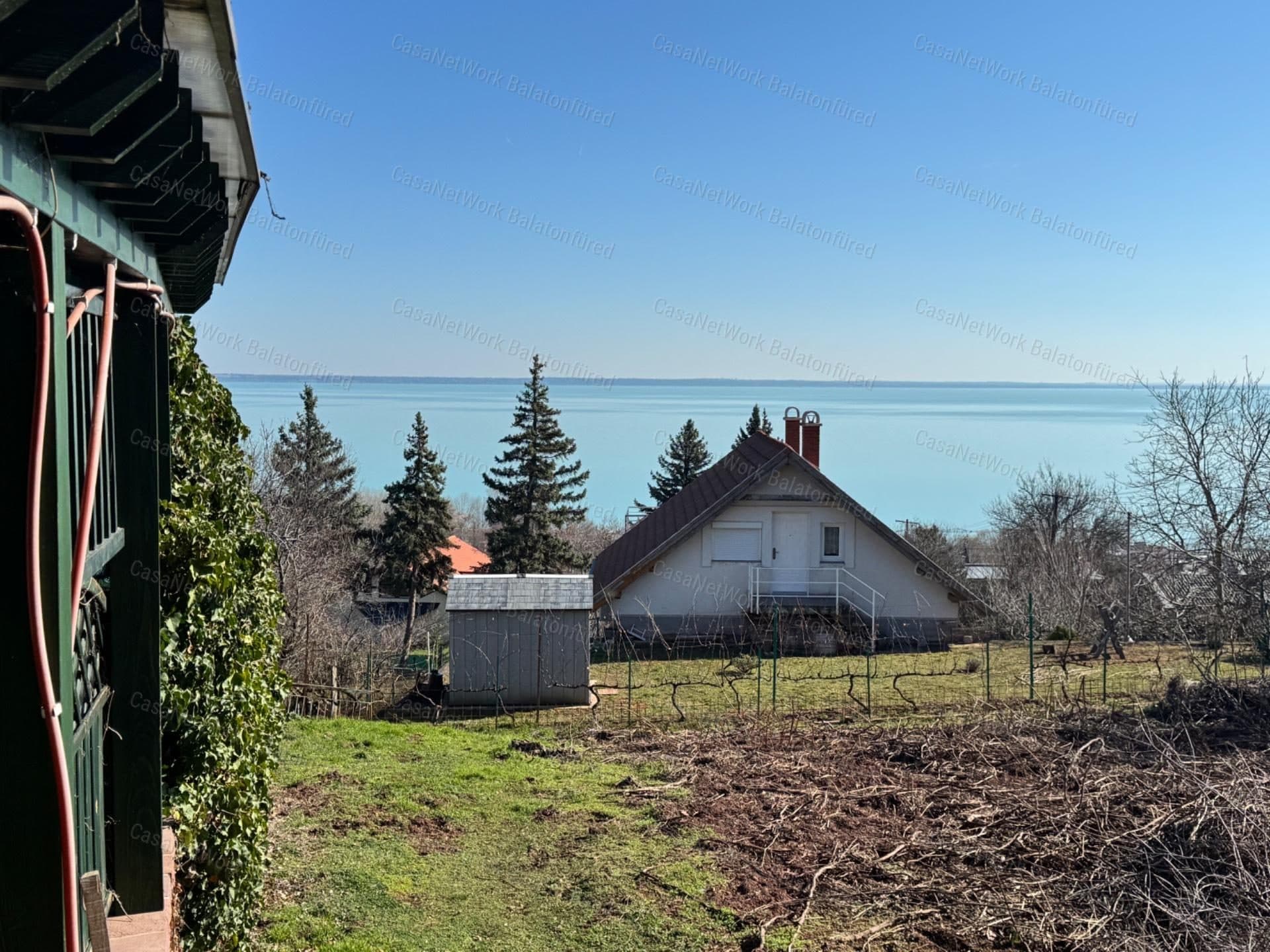 Balatonalmádi építési telek, nagy beépíthetőség