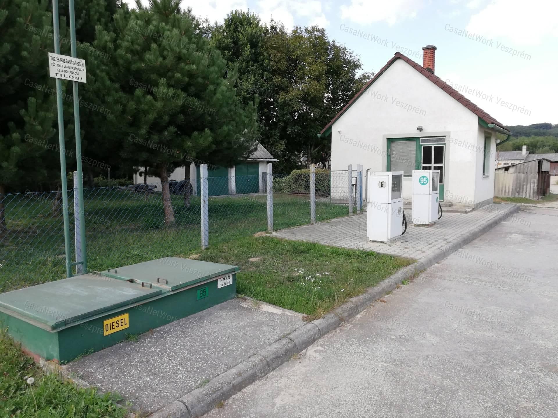2 kútfejes benzinkút eladó, BAKONYSZENTKIRÁLY