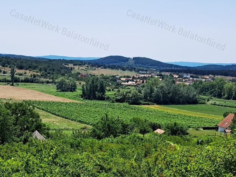 Agricultural land with views near Pécsely, Balaton-felvidék