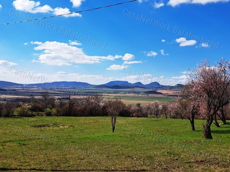 Tájpanorámás, építhető-eladó MEZŐGAZDASÁGI TERÜLET KÖVESKÁLON