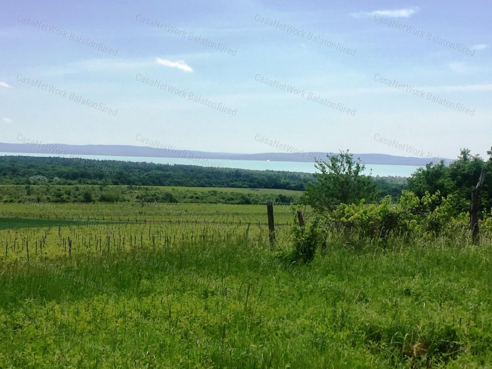Grundstück mit Panoramablick auf den Balaton bei Dörgicse
