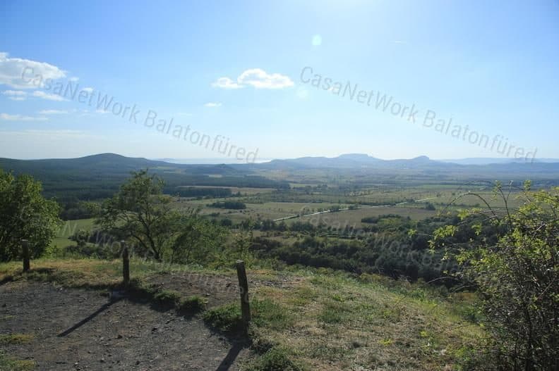 Hegyestűn elvehetetlen pazar panorámával