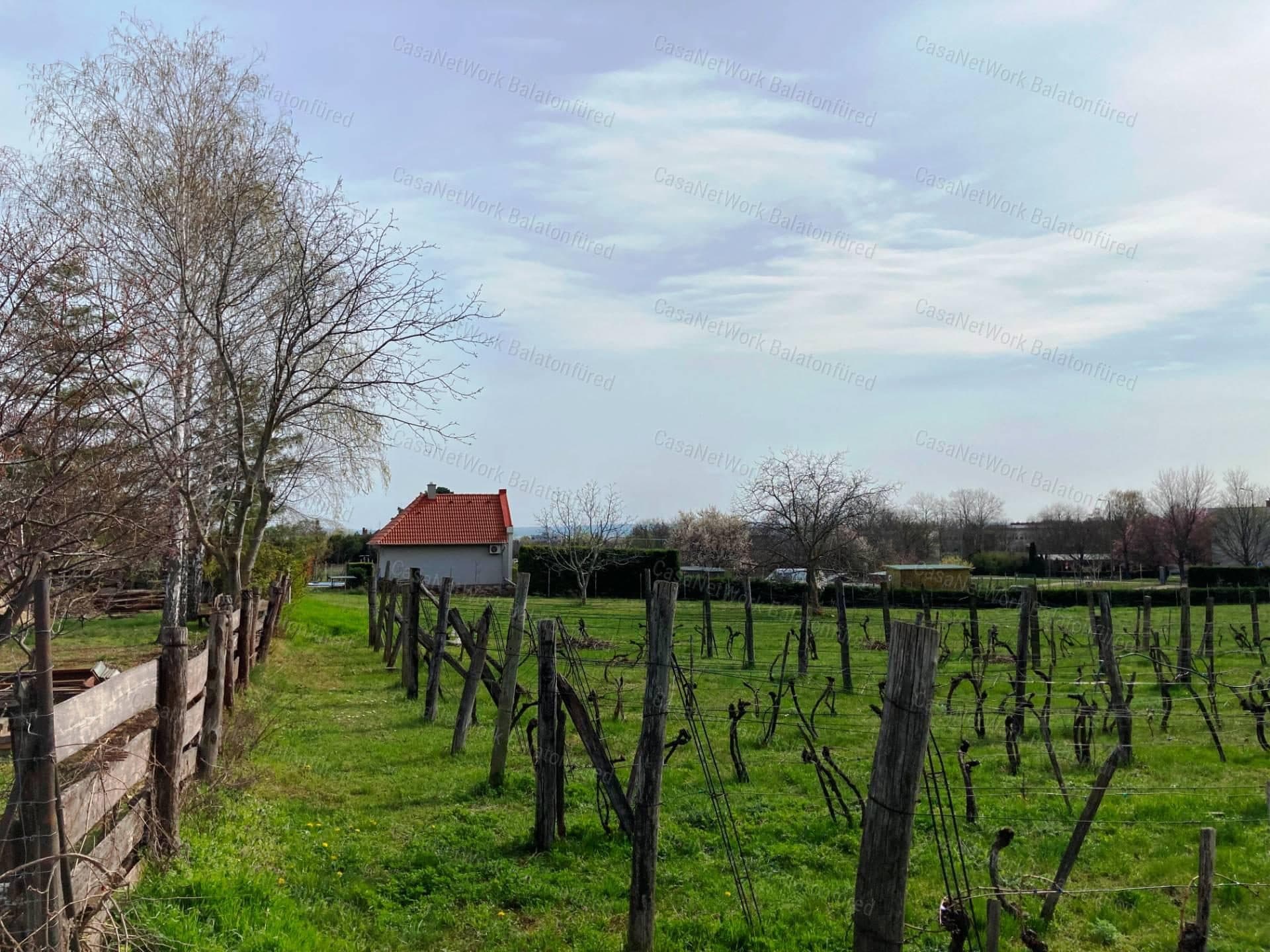 Garden plot 500 metres from the beach in Balatonfüred