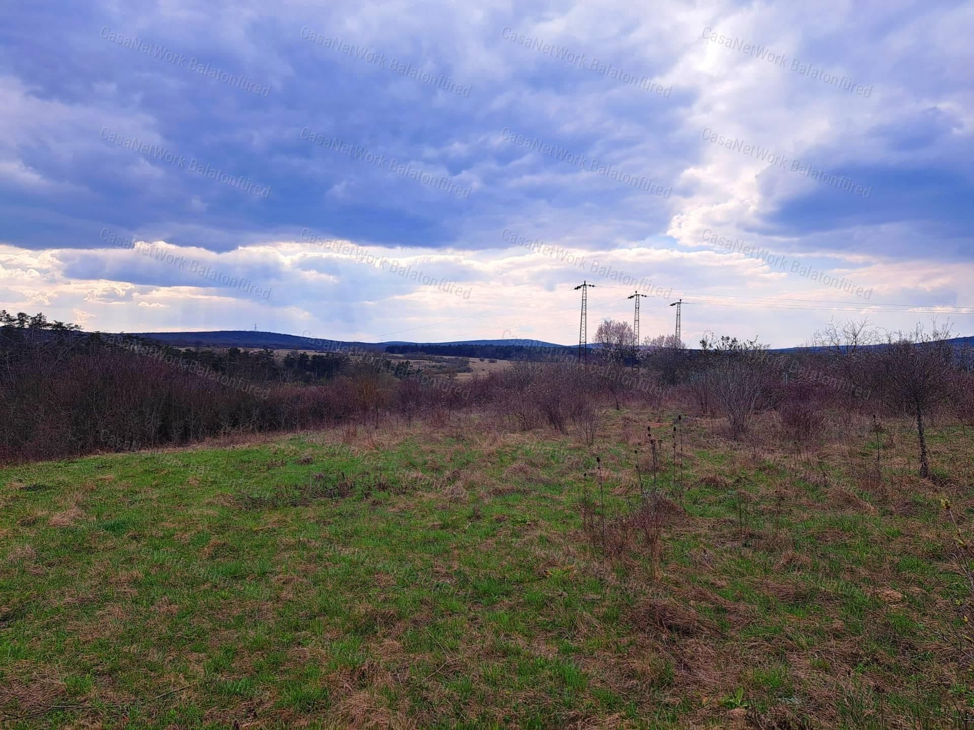Körpanorámás telek Veszprémben